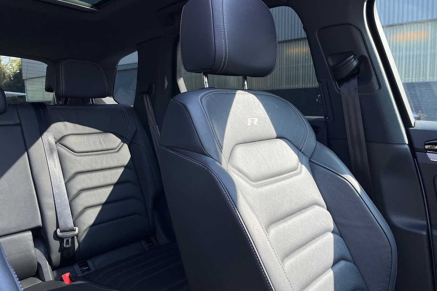 Volkswagen Touareg 3.0 TDI V6 Black Edition SUV 5dr Diesel Tiptronic 4Motion Euro 6 (s/s) (286 ps)