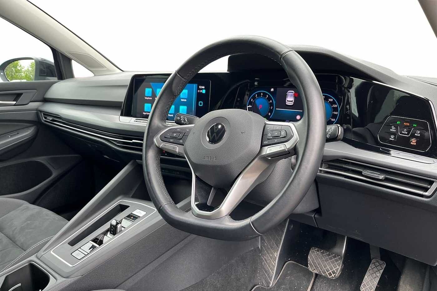 Volkswagen Golf 1.5 eTSI MHEV Style Hatchback 5dr Petrol Hybrid DSG Euro 6 (s/s) (150 ps)
