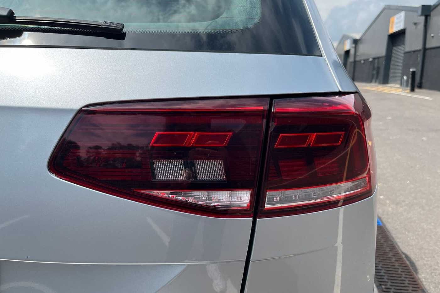 Volkswagen Passat 1.5 TSI EVO SE Nav Estate 5dr Petrol DSG Euro 6 (s/s) (150 ps)