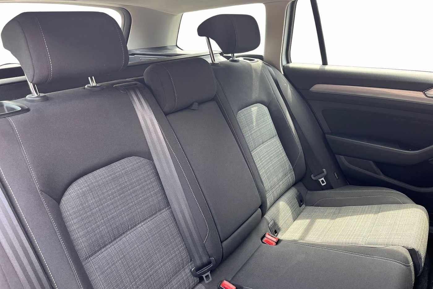 Volkswagen Passat 1.5 TSI EVO SE Nav Estate 5dr Petrol DSG Euro 6 (s/s) (150 ps)