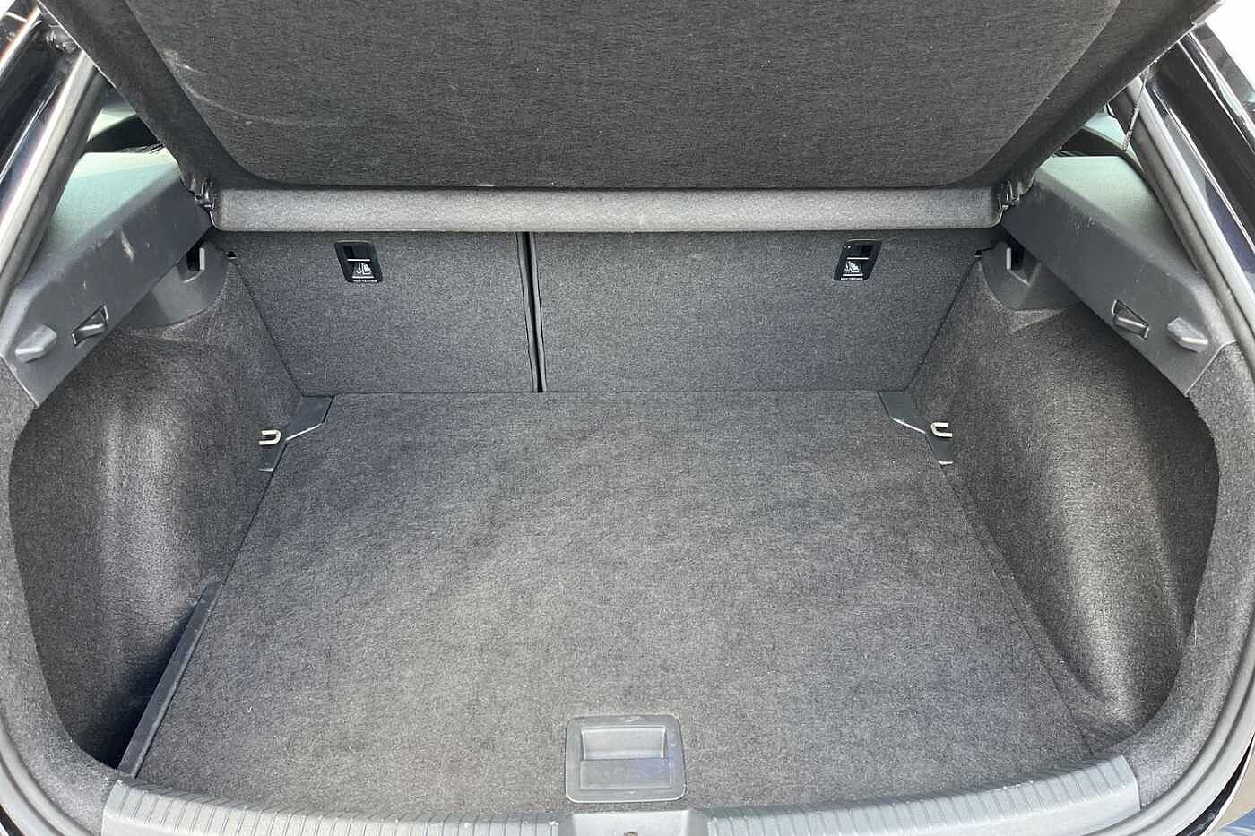 Volkswagen Taigo 1.0 TSI R-Line SUV 5dr Petrol Manual Euro 6 (s/s) (110 ps)