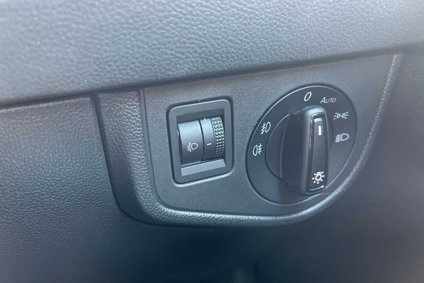 Volkswagen Taigo 1.0 TSI R-Line SUV 5dr Petrol Manual Euro 6 (s/s) (110 ps)