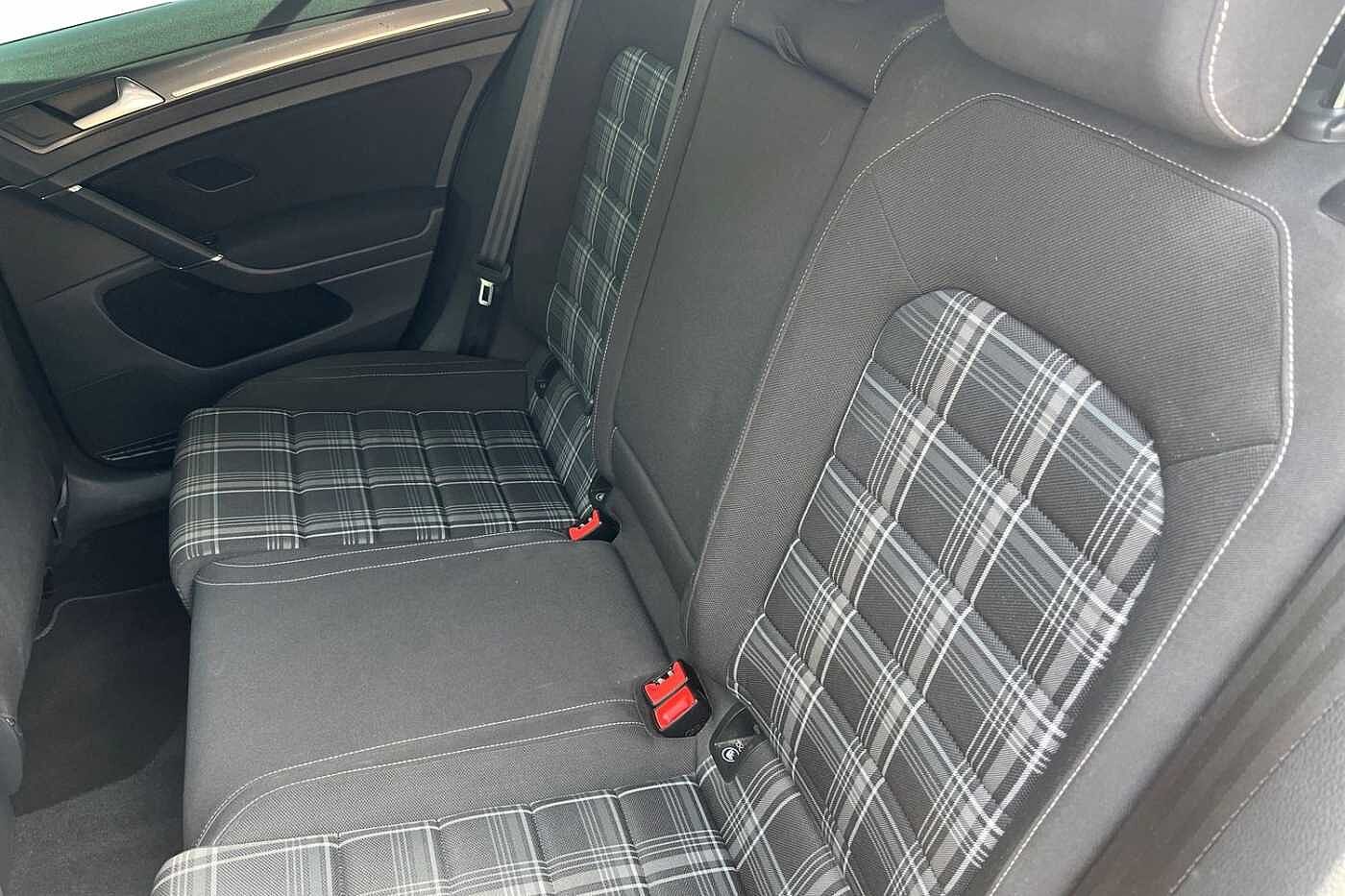 Volkswagen Golf 2.0 TDI BlueMotion Tech GTD Estate 5dr Diesel DSG Euro 6 (s/s) (184 ps)
